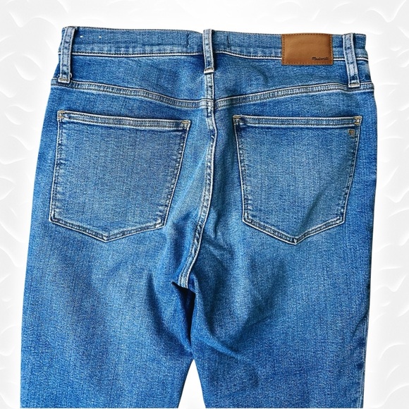 Madewell 9” Mid-Rise Skinny Crop Jeans: Button-Front TENCEL Denim Edition Dewey - Picture 13 of 16